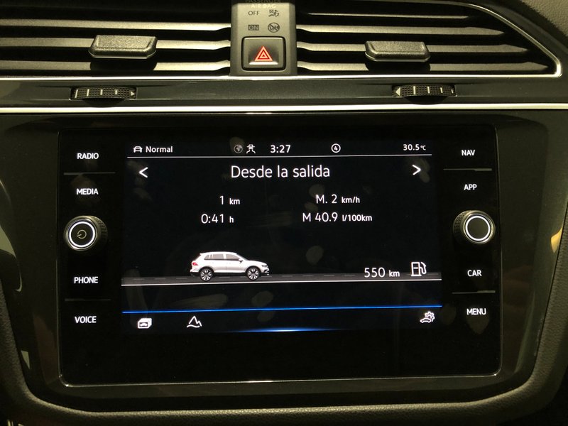 Volkswagen Tiguan R-Line 2.0 TDI DSG (2021) 2021, foto 19