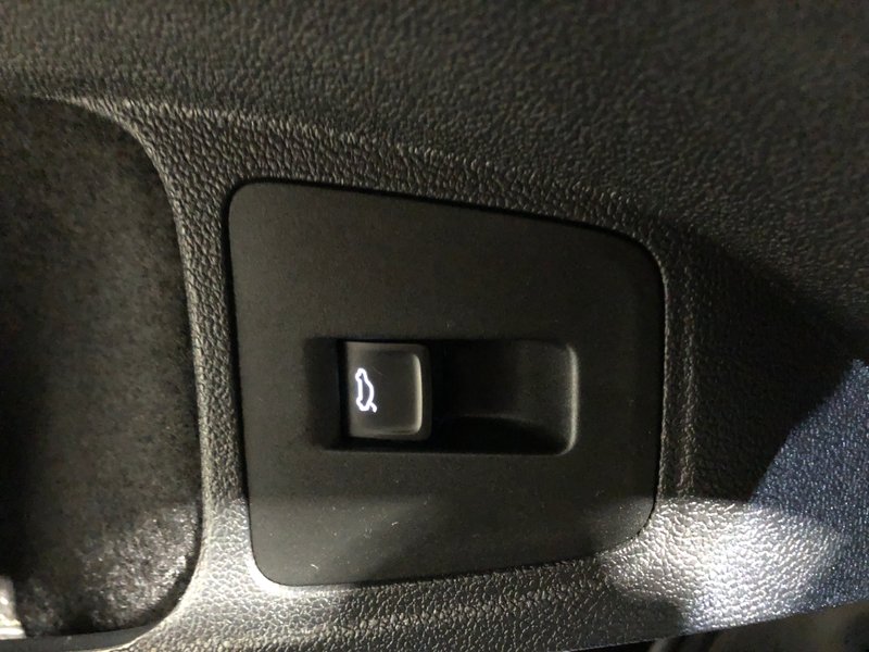 Volkswagen Tiguan R-Line 2.0 TDI DSG (2021) 2021, foto 29