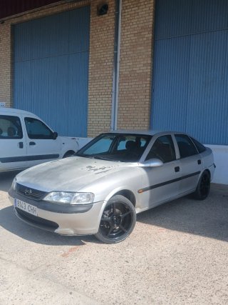 Opel Vectra 2004