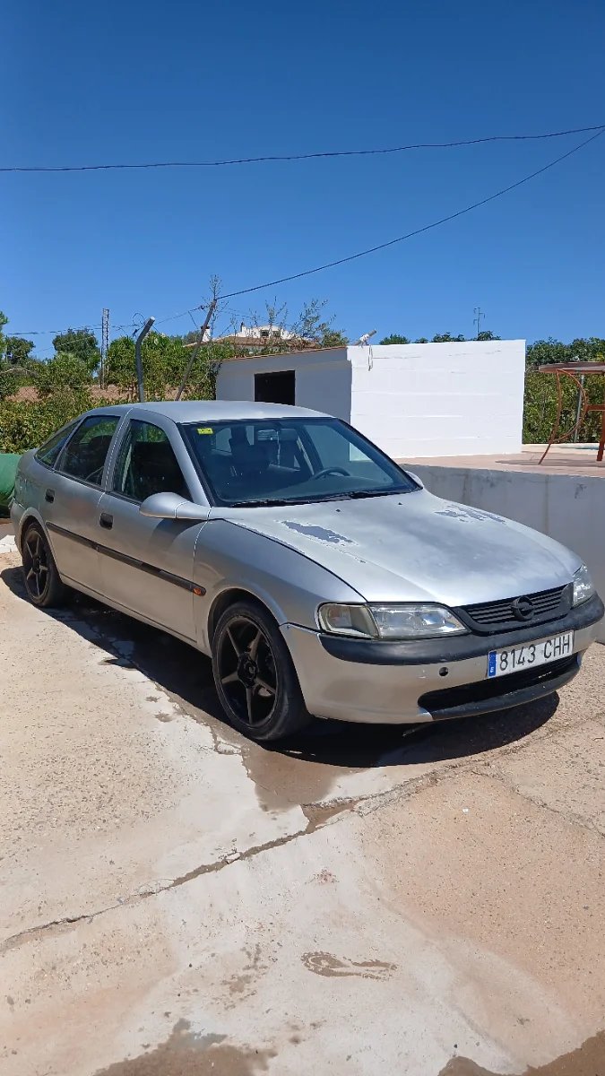 Opel Vectra 2004 - foto 1