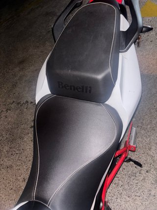 Benelli HN 125 Urgente