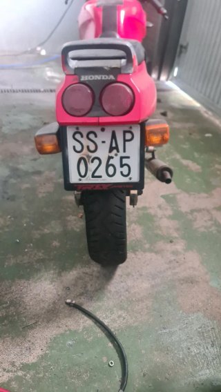 Se vende Honda nsr 125 año 1992