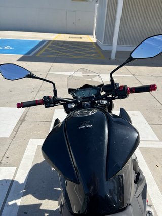 Kawasaki Z800 Negra A2