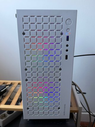 Ordenador PC (CPU completa).
