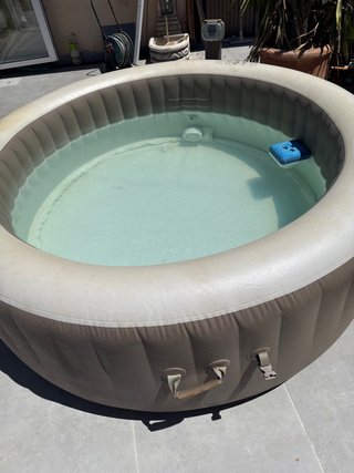 Jacuzzi Intex Beige/Marrón