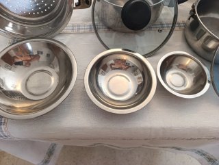 Juego ollas y utensilios cocina 9