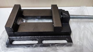 Tornillo de banco 100mm para taladro