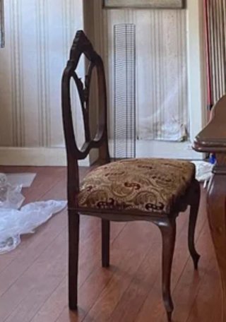 Mesa antigua madera maciza estilo clásico