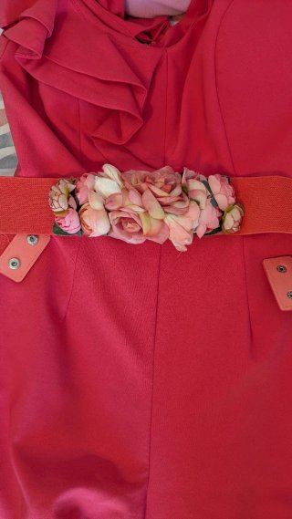 Mono rosa graduación con volantes