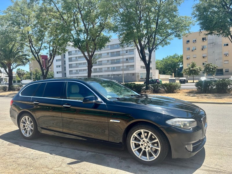 BMW Serie 5 520D touring - foto 1