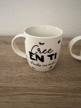 Juego de 2 tazas de porcelana