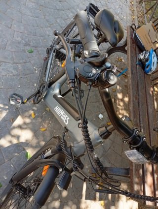 Bicicleta Eléctrica Hill Miles Gris