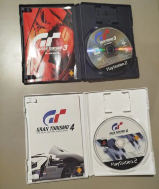 Pacchetto Gran Turismo 3 e 4 PS2