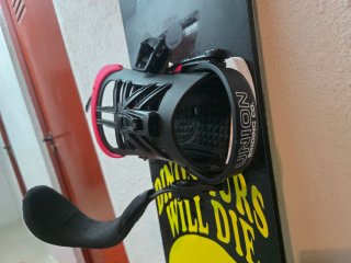 Tabla Snowboard Dinosaur Will y Fijaciones Union B