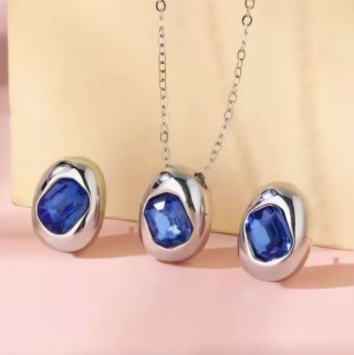 Conjunto colgante y pendientes