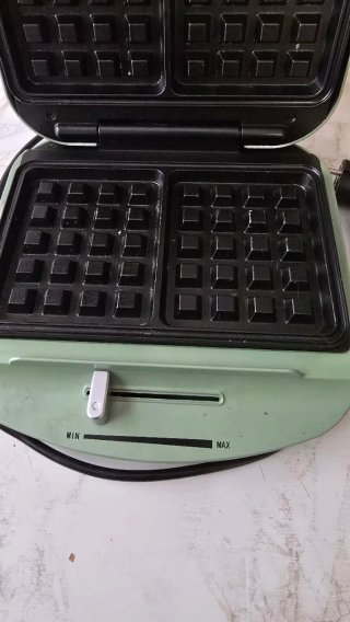 Gofrera Ambiano verde