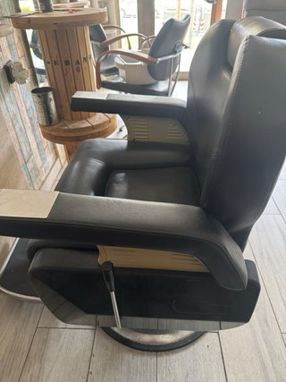 Sillón de barbero negro