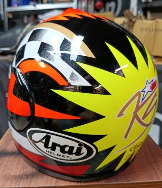 Casco Arai Quantum replica Kevin Schwantz.