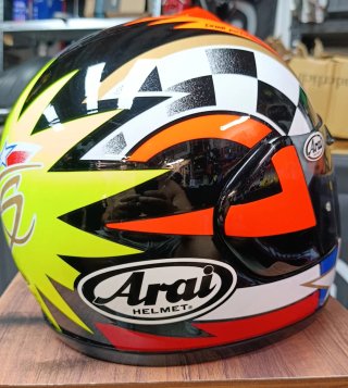 Casco Arai Quantum replica Kevin Schwantz.