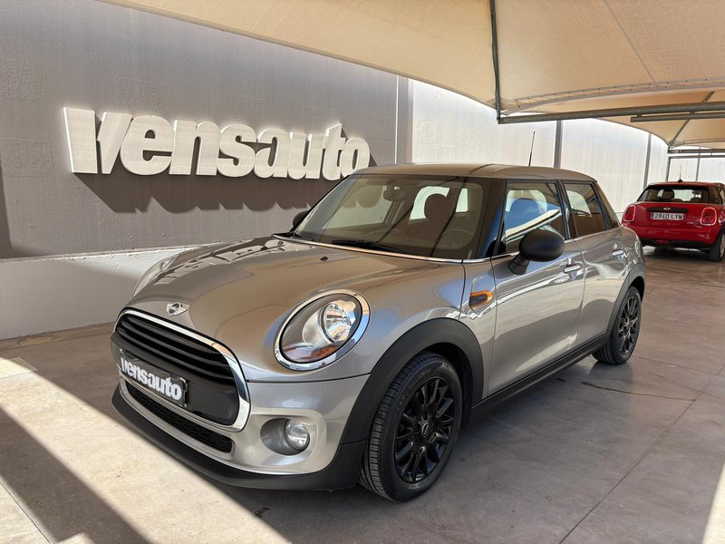 MINI One 2018 - foto 1