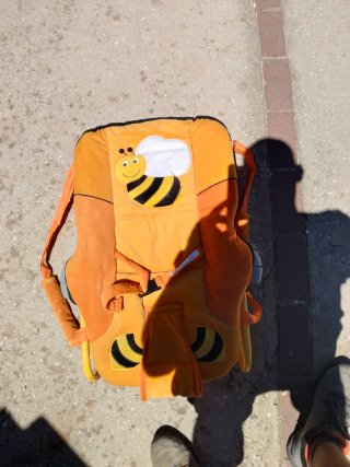 Hamaca para bebé con diseño de abeja