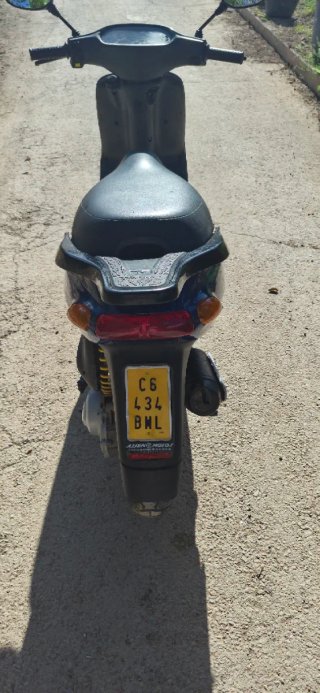Piaggio typhoon ITV 2028 perfecto estado.
