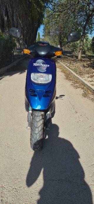 Piaggio typhoon ITV 2028 perfecto estado.