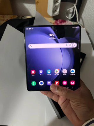 Samsung Galaxy Fold Negro
