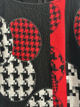 Vestido estampado negro, rojo y blanco desigual L