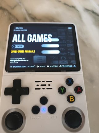 Consola de videojuegos R36S Blanca