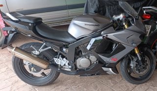 Hyosung GT250RI