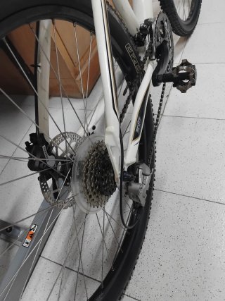 Bicicleta Scott Montaña Blanca