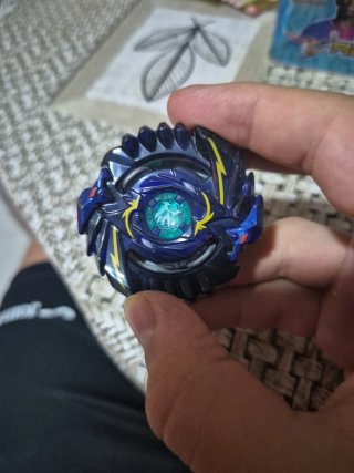 Beyblade originales