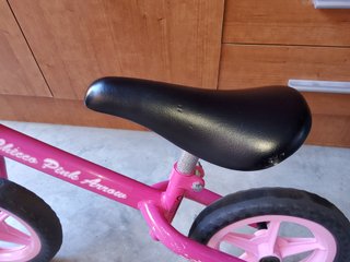 Bicicleta sin pedales Chicco Rosa