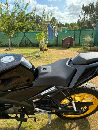 Derbi GPR 50cc  para piezas o arreglar.