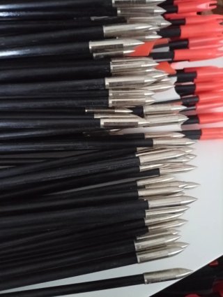 12.Flechas Fibra Vidrio 6mm 31 pulgadas