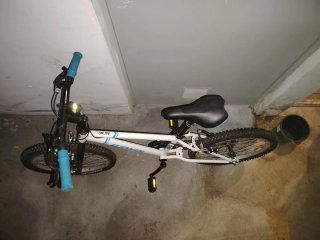 Bicicleta infantil Btwin sin uso. Buen estado