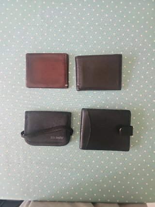 Lote 4 Carteras Piel de Hombre de Marrón y Negro