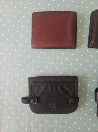 Lote 4 Carteras Piel de Hombre de Marrón y Negro
