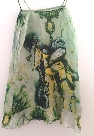 Vestido ligero estampado artístico