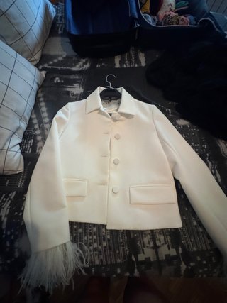 Blazer Zara Blanco con Plumas Talla XS