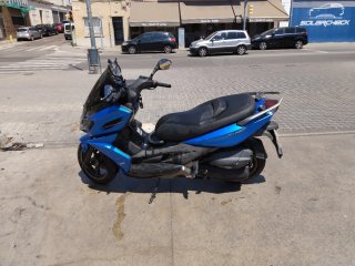 Kymco K-XCT 125i Azul Maxi Scooter