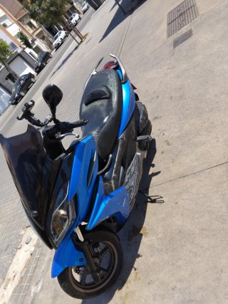 Kymco K-XCT 125i Azul Maxi Scooter