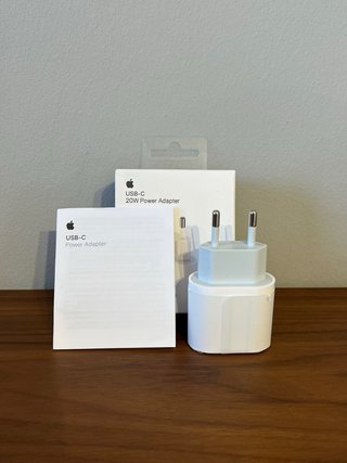 Pack iPhone 13 con Cable, Cargador y Funda MagSafe