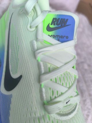 Nike Vomero 18 Azul Verde