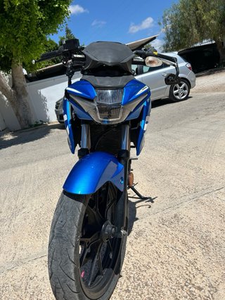 Suzuki GSX-S Naked Azul