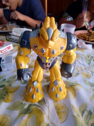Gormiti Geos Juguete a Pilas