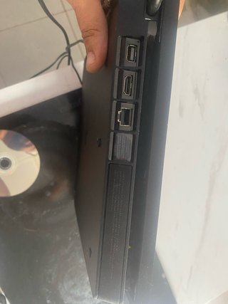 PS4 (Playstation 4) + Juego Farcry 6