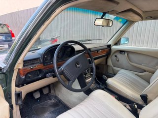Mercedes 280 SE 1977