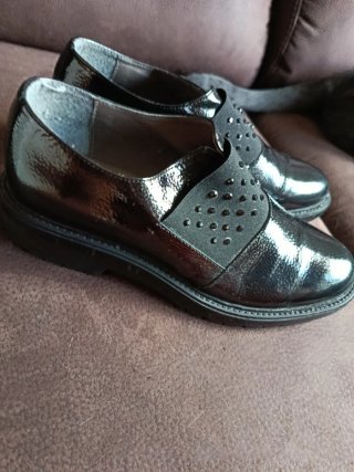 Zapatos negros charol mujer
